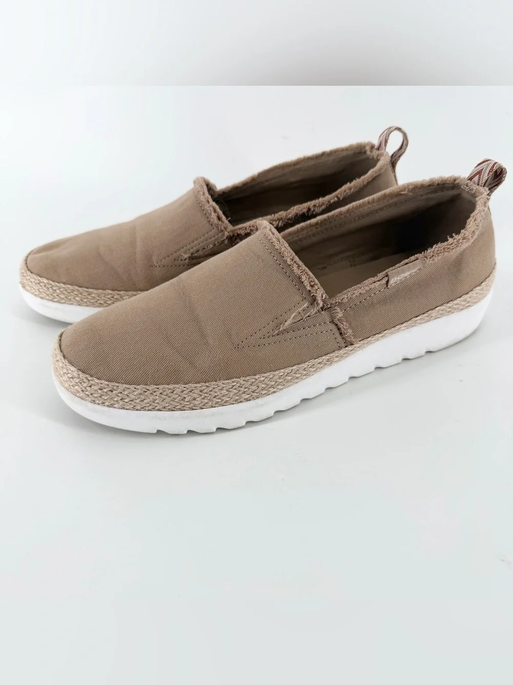Skechers BOBS Sz 10 Flexpadrille Hi Be Rosey Tan Canvas Espadrille Slip On Shoes